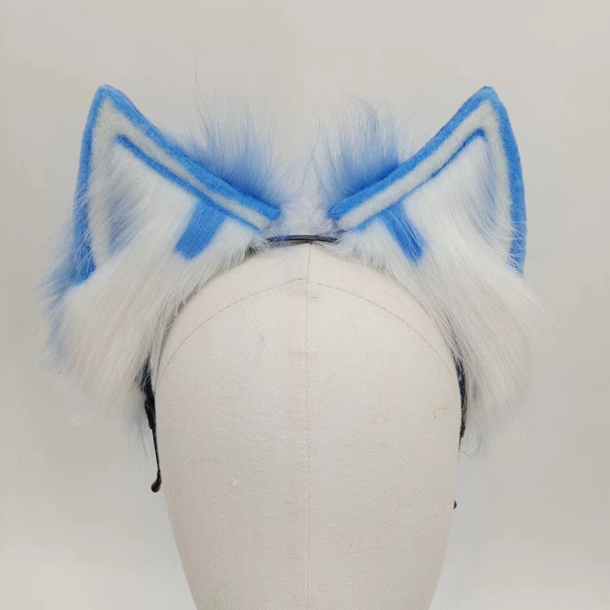 Blue White Metal Fox Tail Butt Plug